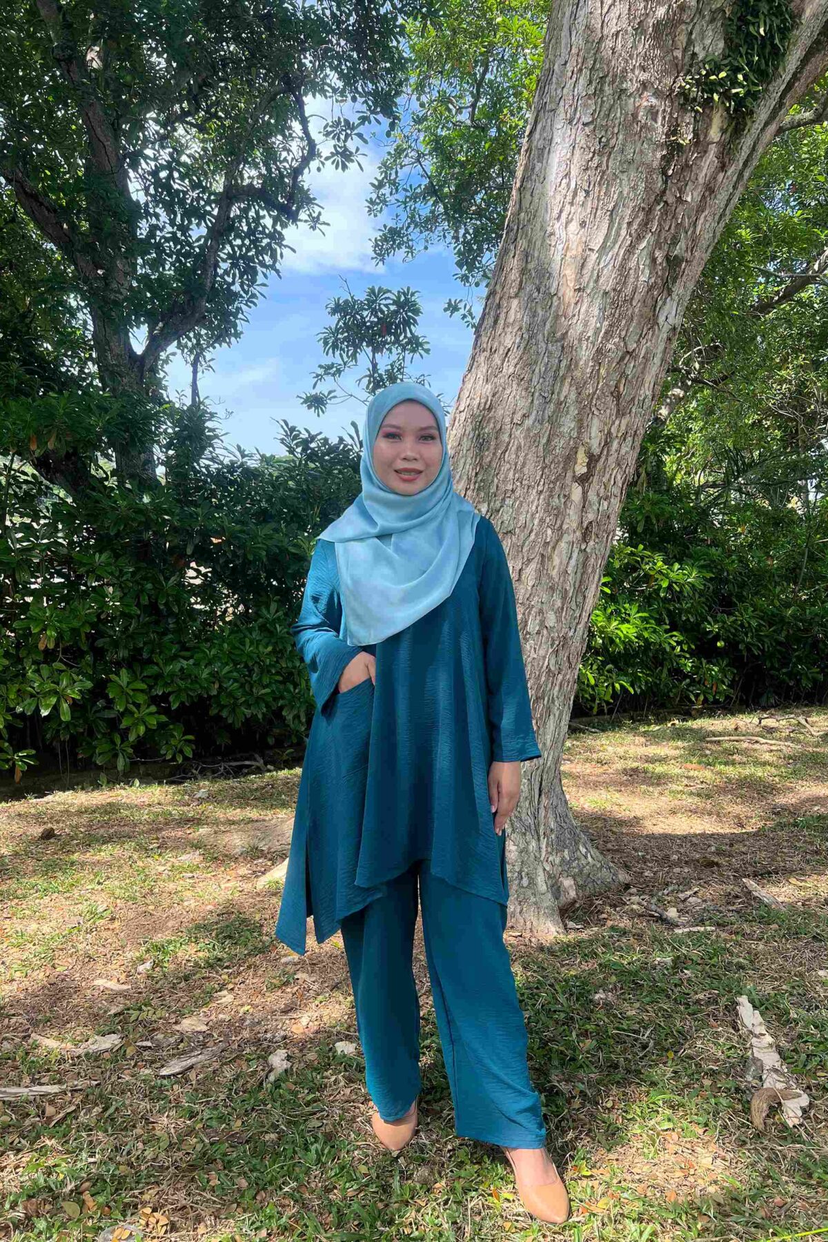 WAFA SUIT TURQUOISE